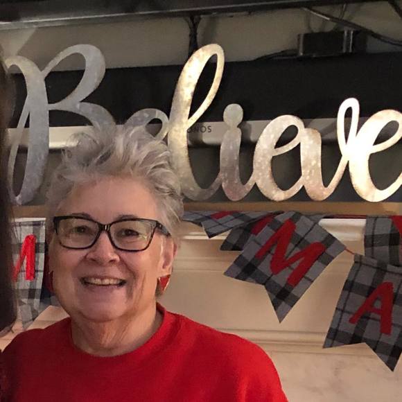 Meet your Posher, Linda - Picture 1 of 1